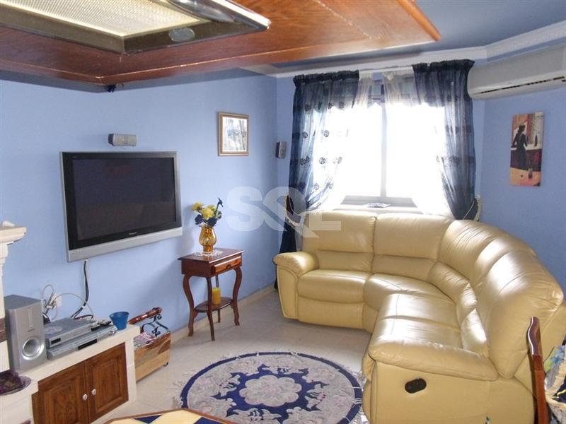 Apartment in Qawra To Rent