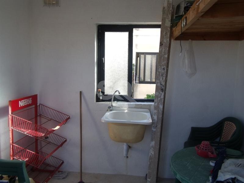 Apartment in Santa Venera To Rent