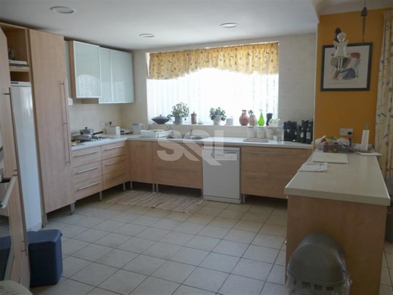 Bungalow in Madliena To Rent