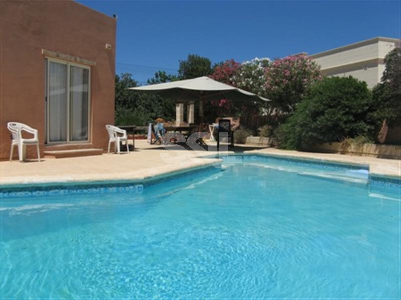 Bungalow in Madliena To Rent