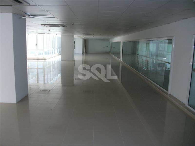 Retail/Catering in Gzira To Rent