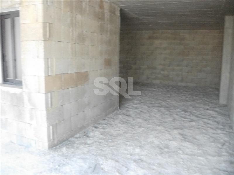 Office in Guardamangia To Rent