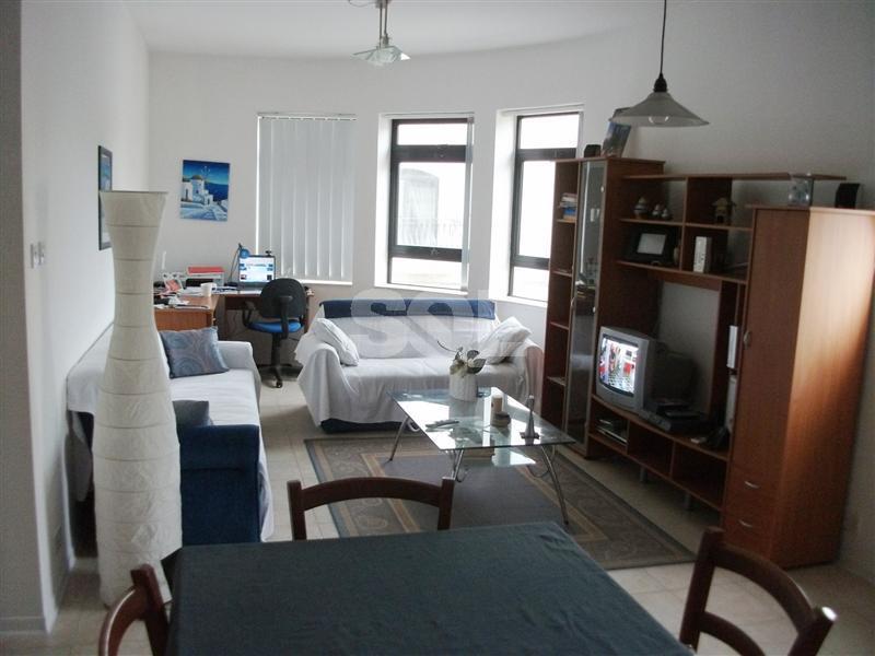 Apartment in Ta' L-Ibrag To Rent