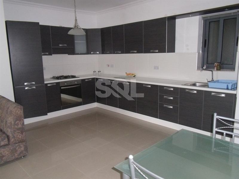 Apartment in Qawra To Rent