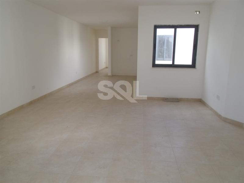 Penthouse in Santa Venera To Rent