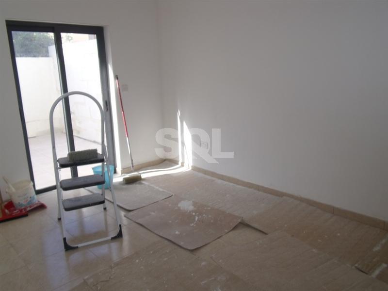 Apartment in Santa Venera To Rent