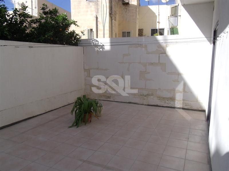 Apartment in Santa Venera To Rent