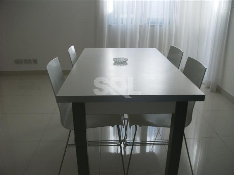 Apartment in Gzira To Rent