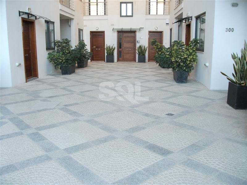 Apartment in Gzira To Rent