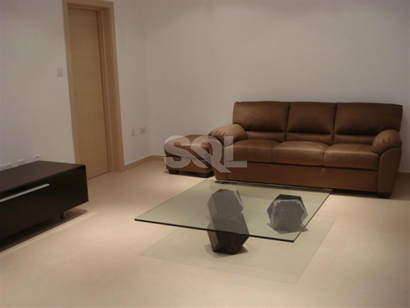 Duplex Penthouse in Gzira To Rent