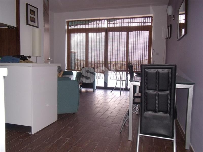 Penthouse in St. Paul's Bay To Rent