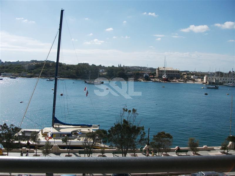 Penthouse in Sliema To Rent