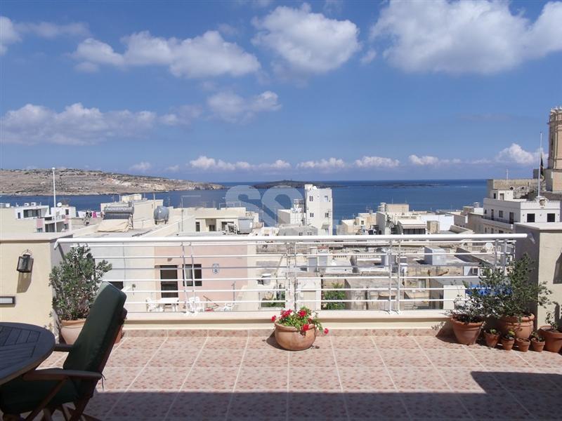 Penthouse in St. Paul's Bay To Rent