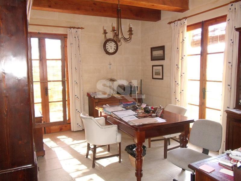 Farmhouse in St. Paul's Bay To Rent