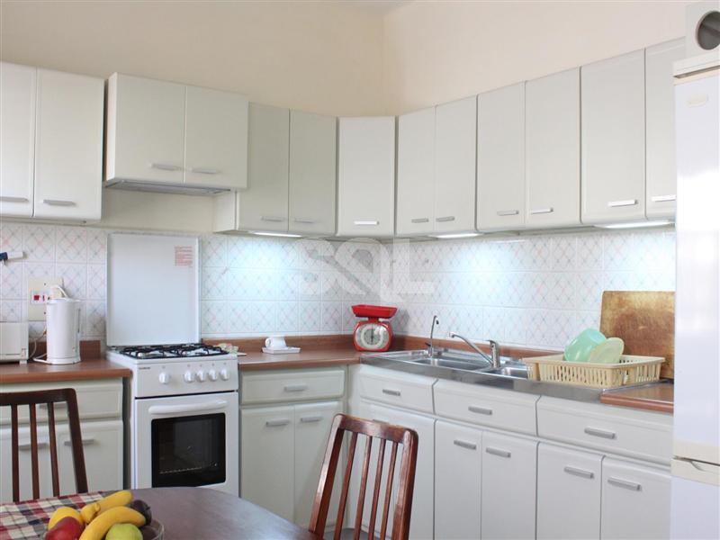 Semi-Detached Villa in Qawra To Rent