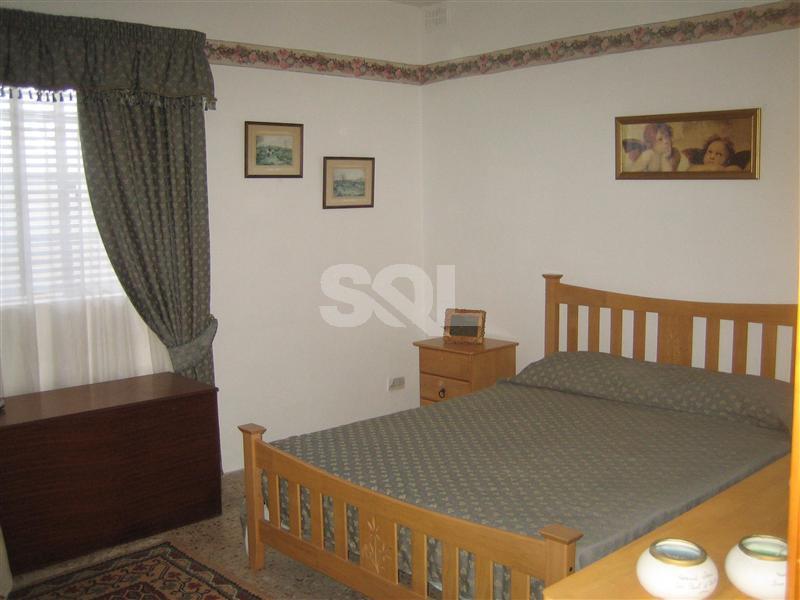 Semi-Detached Villa in Qawra To Rent