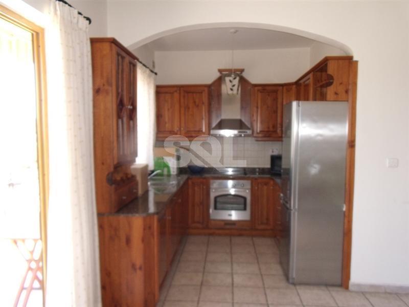 Apartment in Qawra To Rent