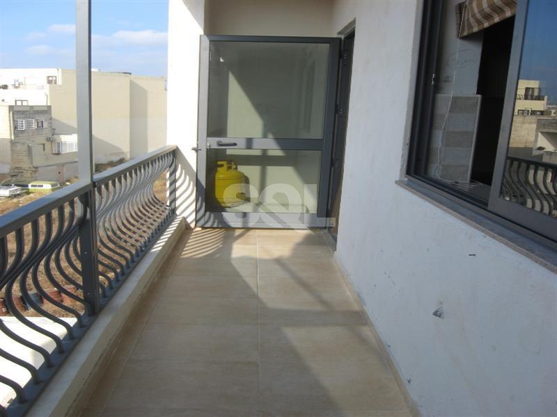 Apartment in Birkirkara To Rent