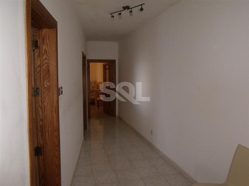 Apartment in Qawra To Rent