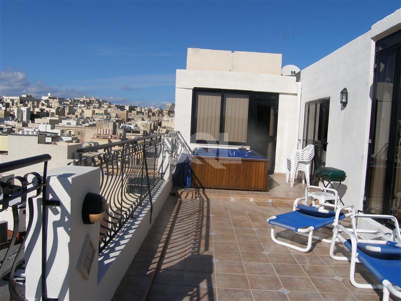 Penthouse in Sliema To Rent