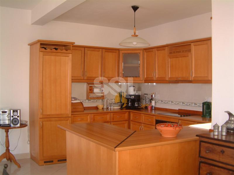 Penthouse in Sliema To Rent