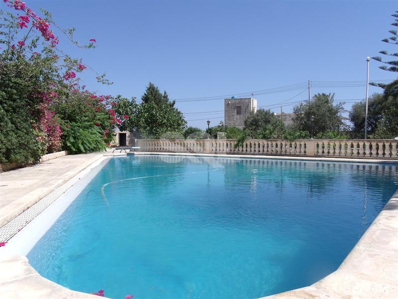 Bungalow in Birzebbuga For Sale