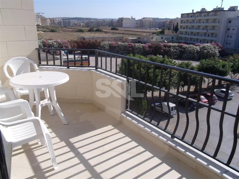 Apartment in Qawra To Rent