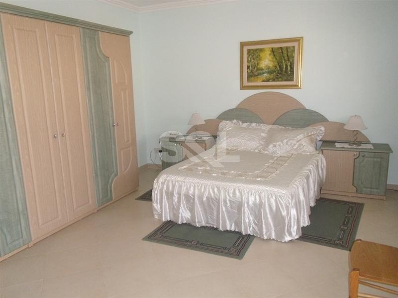 Apartment in Qawra To Rent