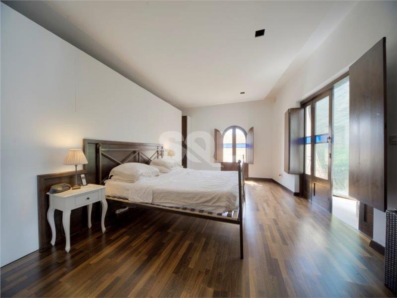 House of Character in Zejtun To Rent