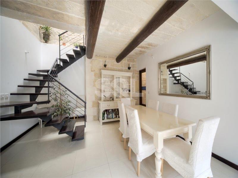 House of Character in Zejtun To Rent