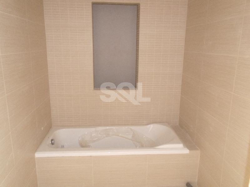 Penthouse in Bugibba To Rent