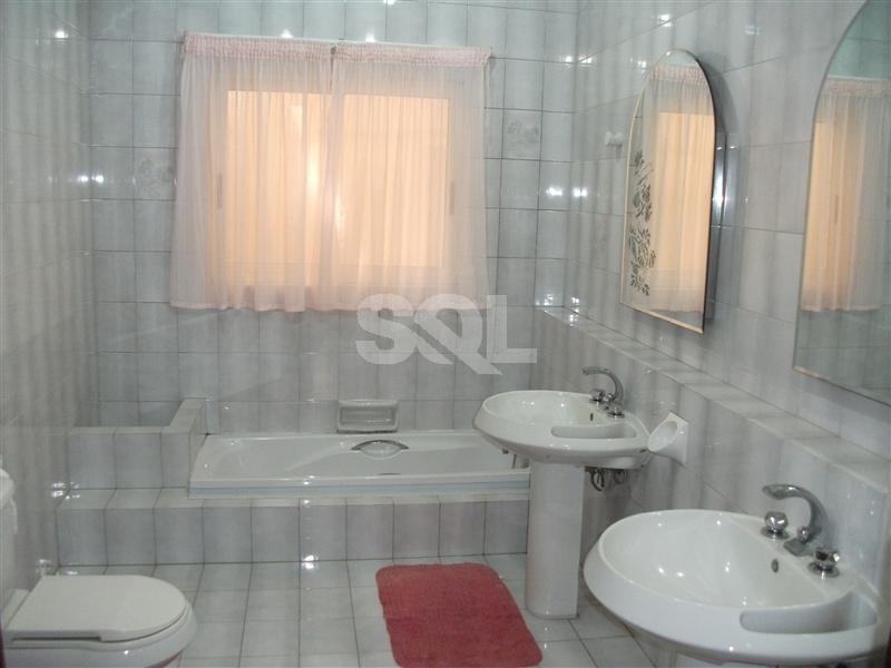 Bungalow in Madliena To Rent