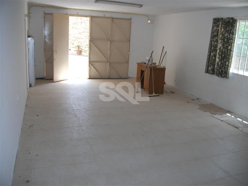 Bungalow in Madliena To Rent
