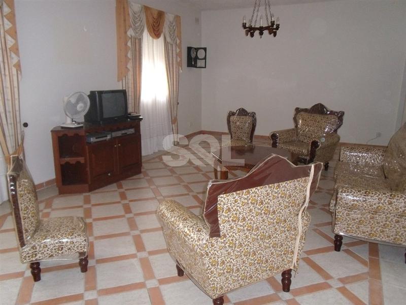 Terraced House in Mgarr To Rent