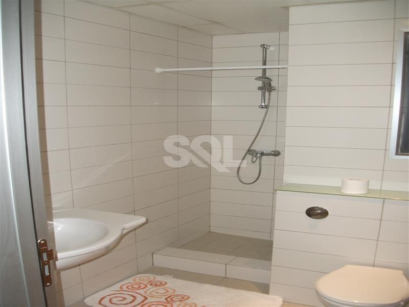 Duplex Apartment in Bahar ic-Caghaq To Rent