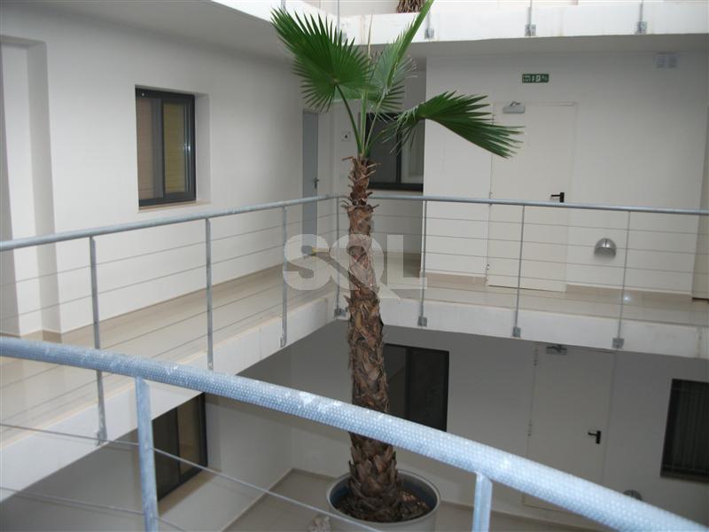 Duplex Apartment in Bahar ic-Caghaq To Rent