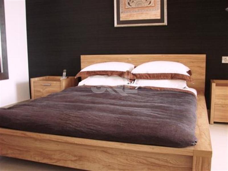 Penthouse in Sliema To Rent