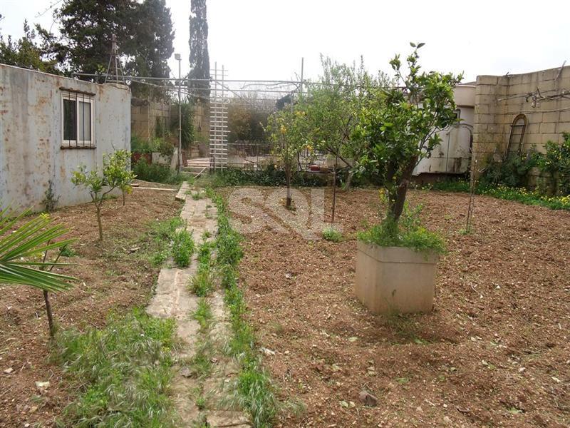 Non-urban Land in Mosta For Sale