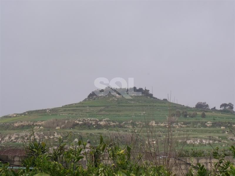 Non-urban Land in Mosta For Sale