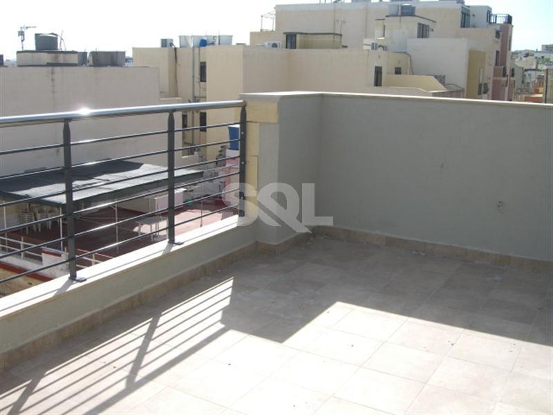 Penthouse in Sliema To Rent