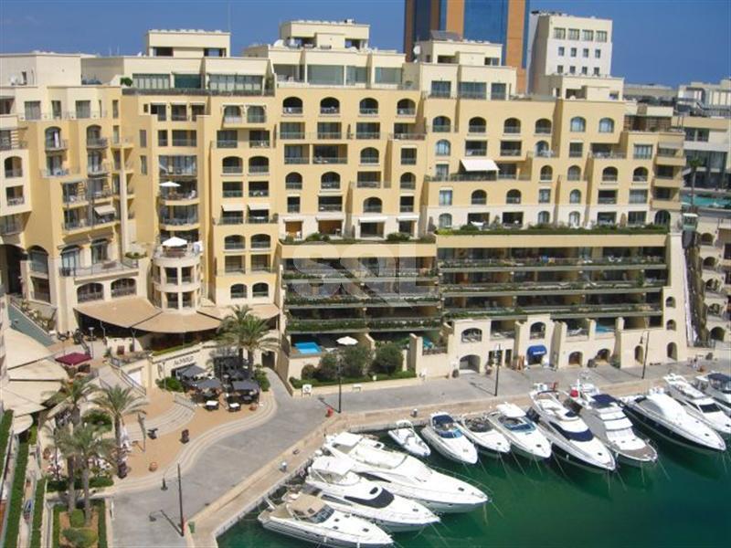 Penthouse in Portomaso For Sale