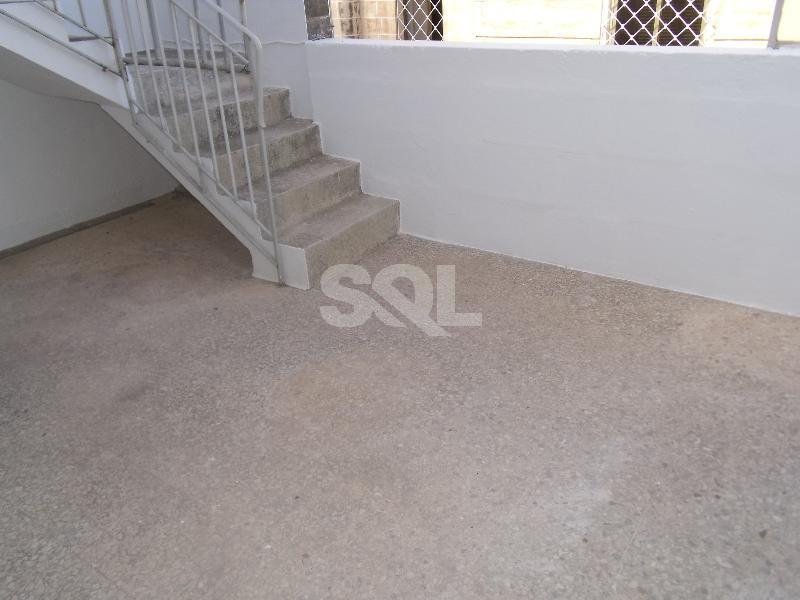 Villa in Attard To Rent