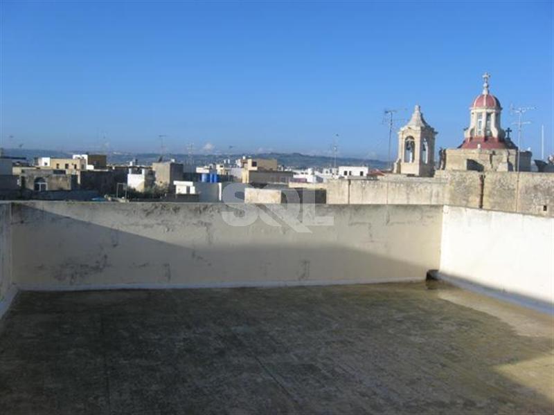 Terraced House in Zebbug To Rent