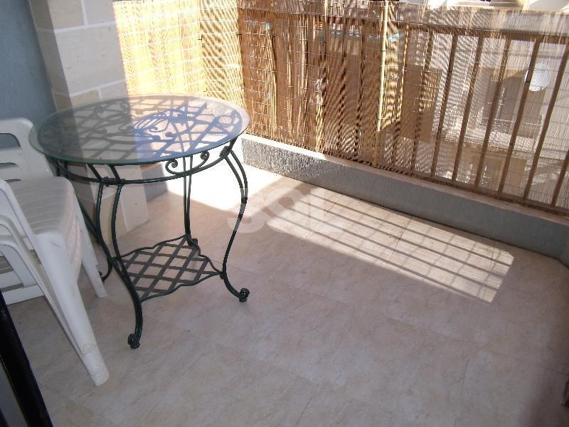 Apartment in Bugibba To Rent