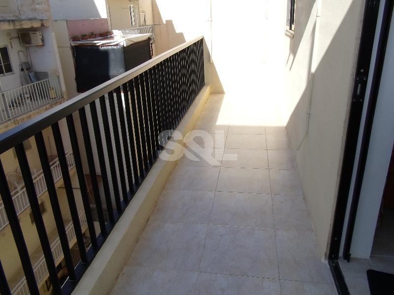 Apartment in Bugibba To Rent