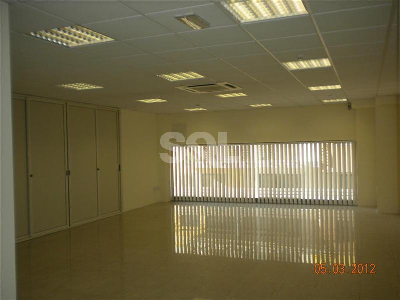 Retail/Catering in Msida To Rent