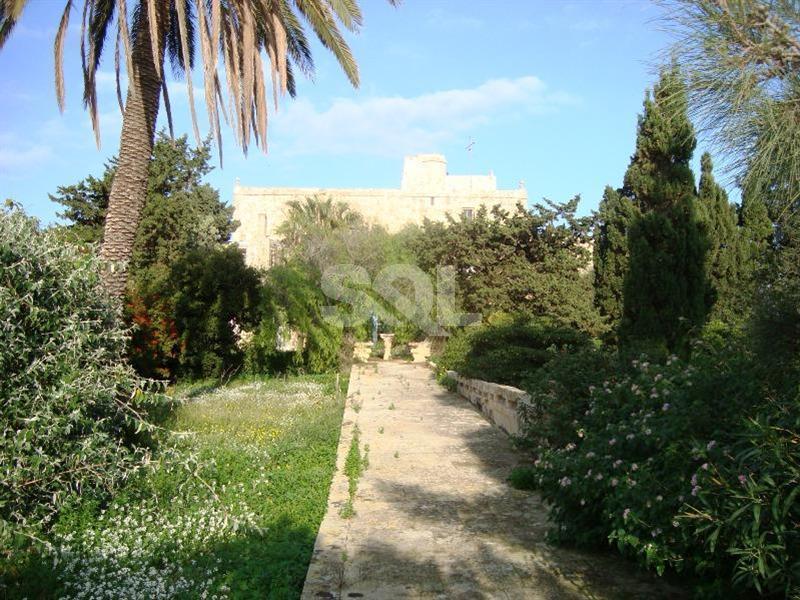 Villa in Marsaxlokk For Sale