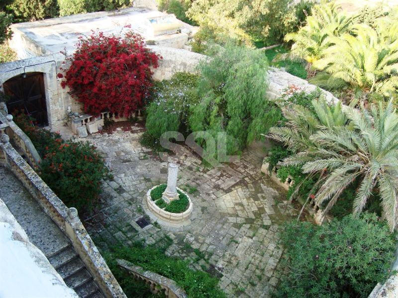 Villa in Marsaxlokk For Sale