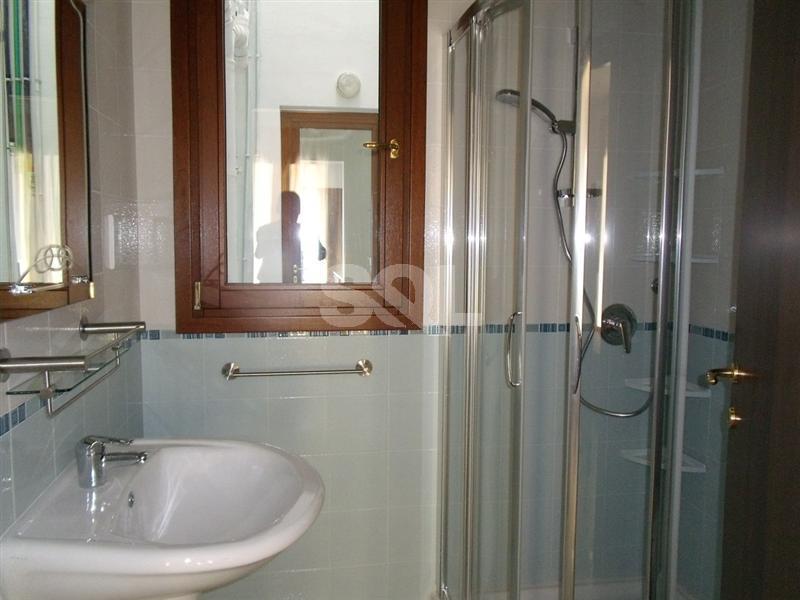 Elevated G/F Maisonette in Madliena To Rent