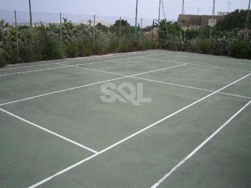 Bungalow in San Pawl Tat-Targa For Sale